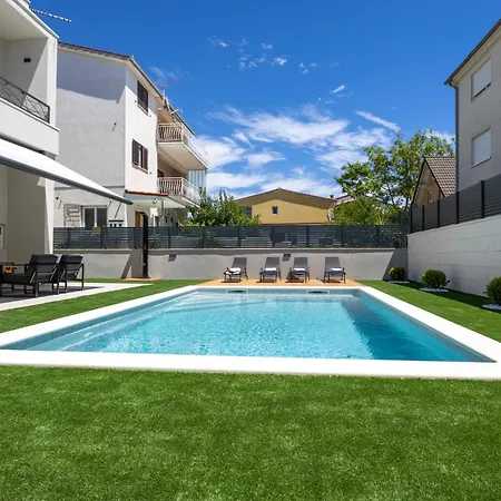Holiday Home Jolive