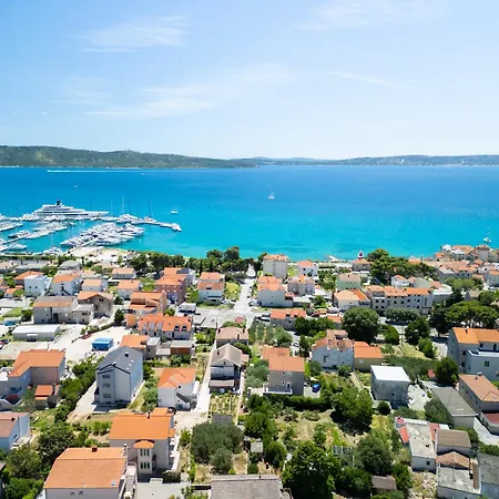 Апартаменты Holiday Home Jolive