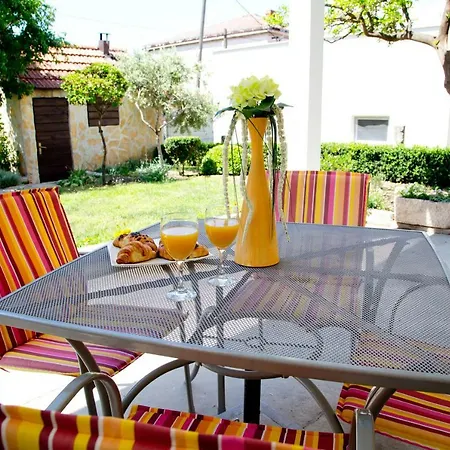 Apartman Topic Apartment Kastela