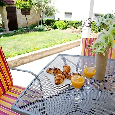 Apartman Topic Apartment Kastela