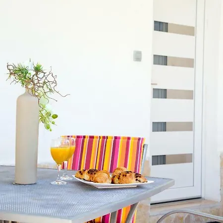 Apartman Topic * Kastela